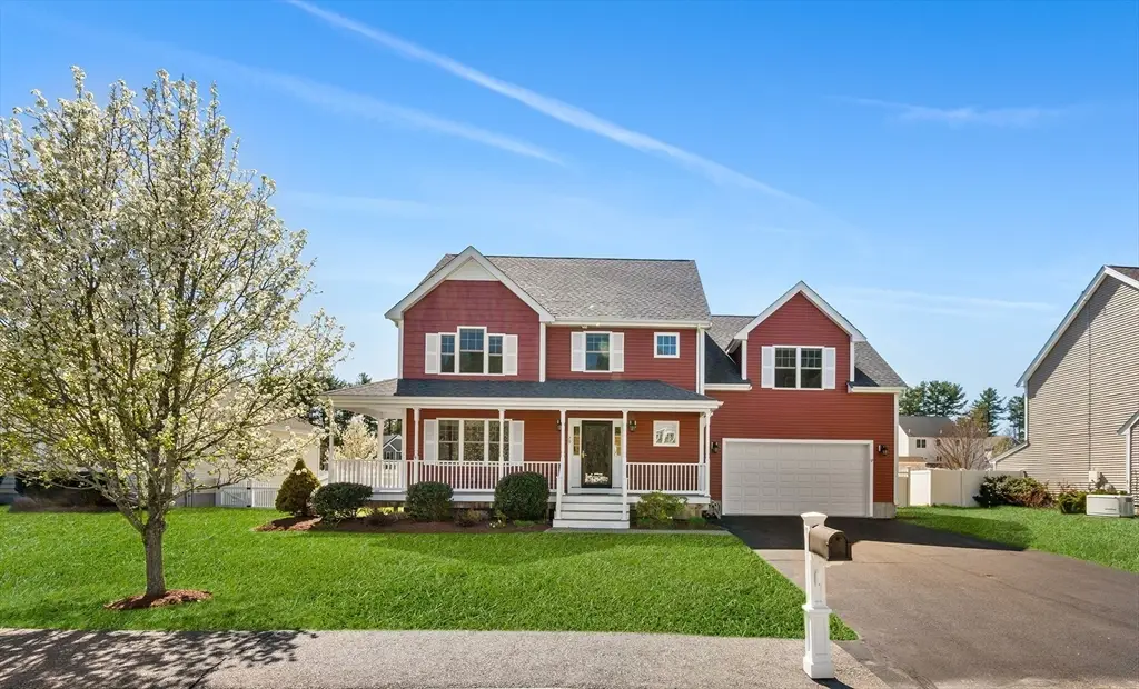 29 Saw Mill Ln, Rockland, MA 02370 - #1