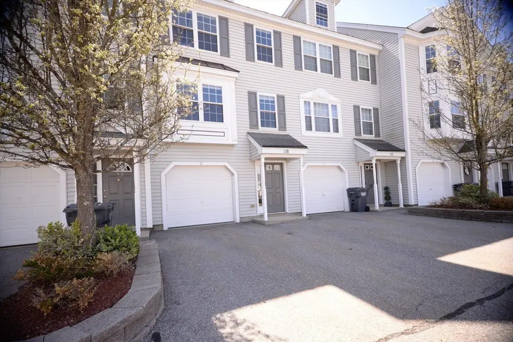 22 Merrimac Way #B, Tyngsborough, MA 01879 - #1