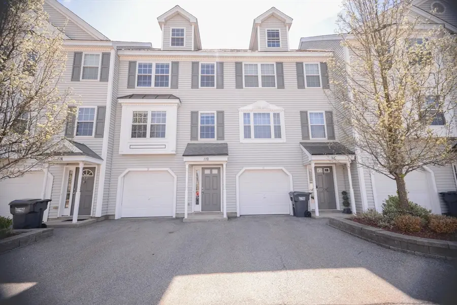 22 Merrimac Way #B, Tyngsborough, MA 01879 - #2