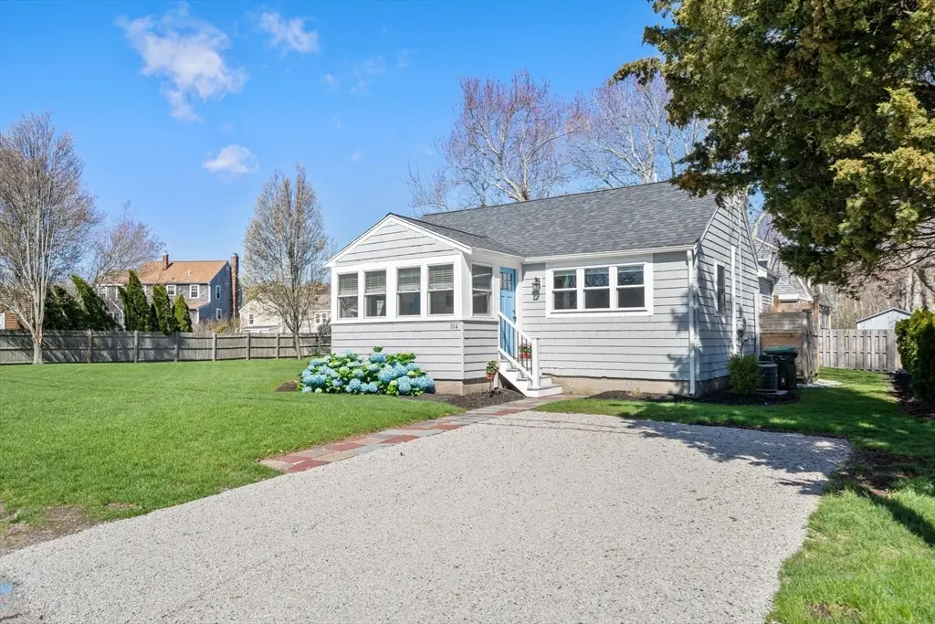104 Hartford Rd, Marshfield, MA 02050 - #1