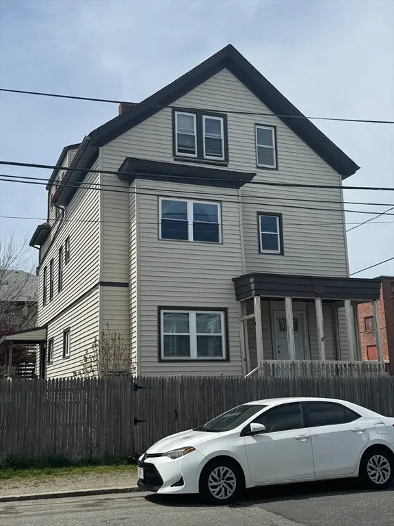 147 Jefferson St, Fall River, MA 02721
