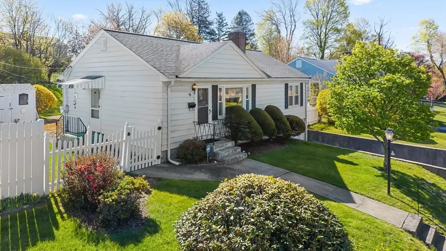 16 Thornton Rd, Worcester, MA 01606 - #2