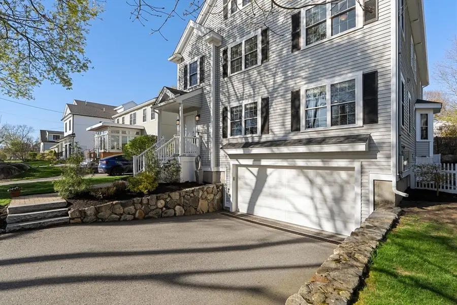 152 Charlton St, Arlington, MA 02476 - #3