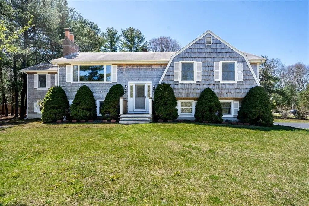 29 Carl Landi Cir, Falmouth, MA 02536 - #1