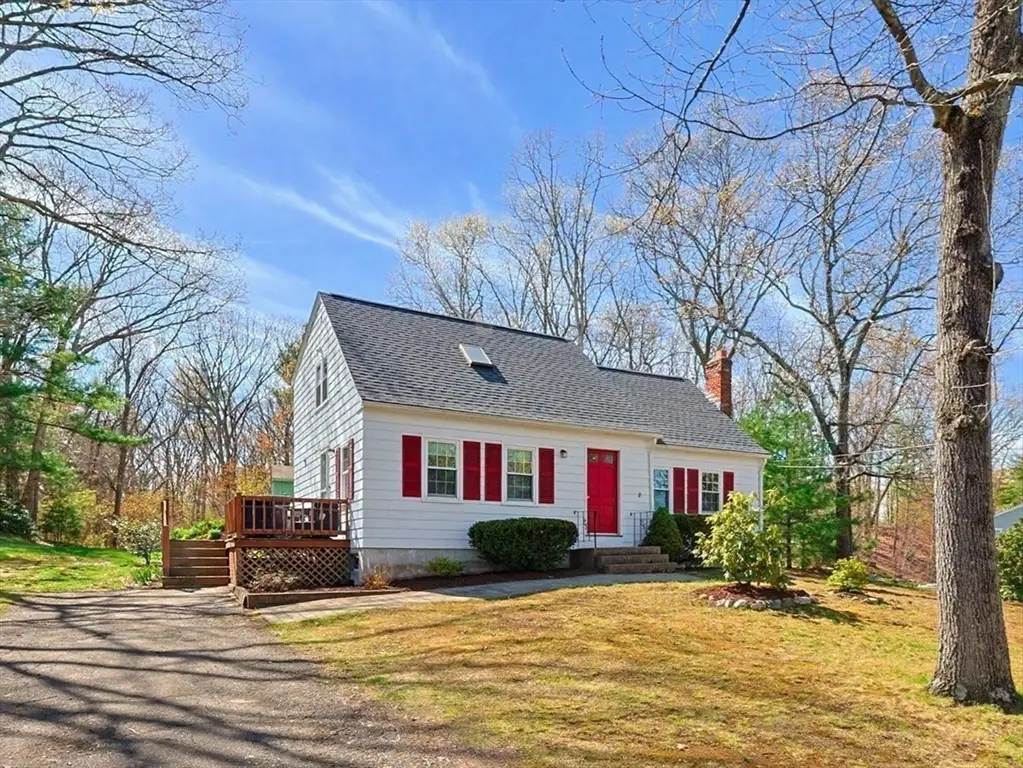 6 Hillside Road, Plainville, MA 02762 - #1
