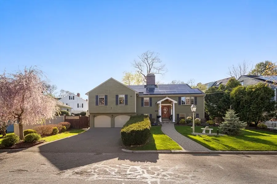 115 Ellis Farm Ln, Melrose, MA 02176 - #2