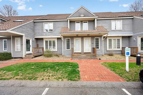 3 Strathmore Shire Dr. #E, Uxbridge, MA 01569
