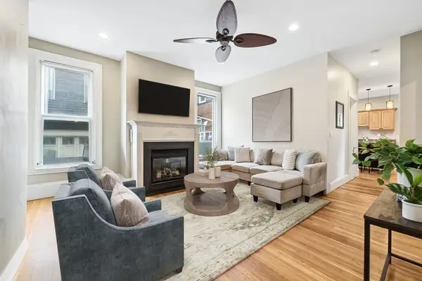 271 K St #1, Boston, MA 02127