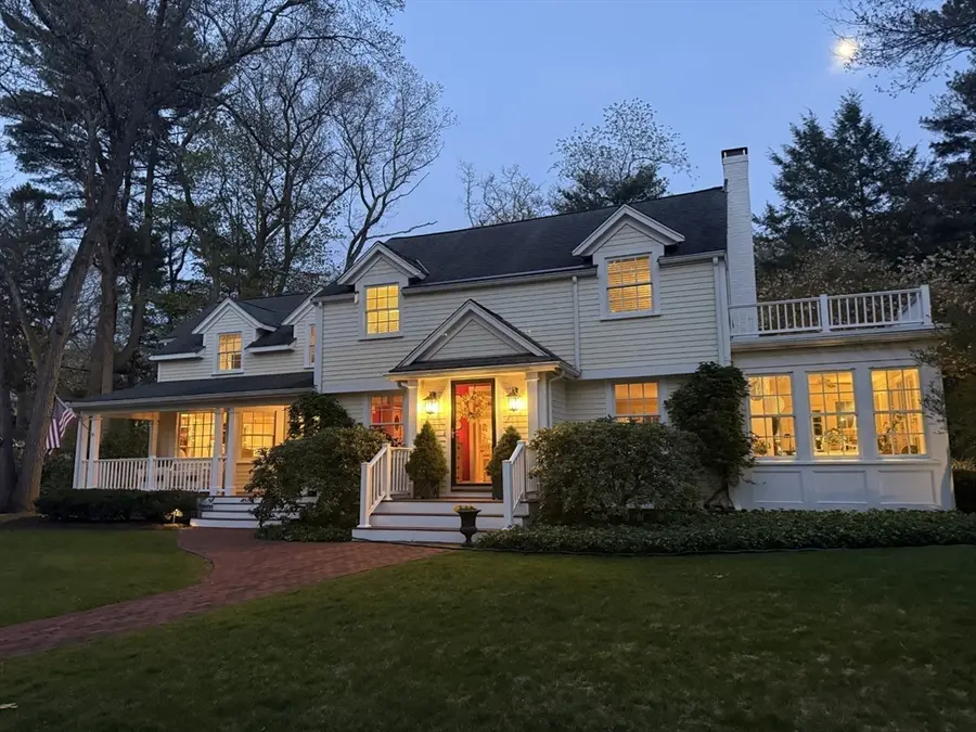 279 Oakland Street, Wellesley, MA 02481 - #3