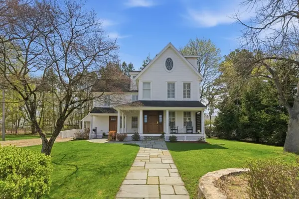 41-43 Stone St, Walpole, MA 02081