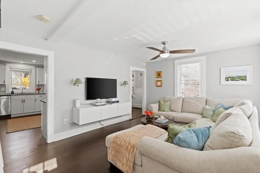3 Acacia St, Gloucester, MA 01930 - #2