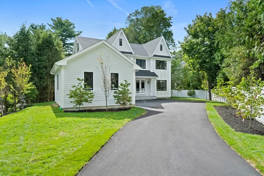 42 Bow Rd, Newton, MA 02459 - #2