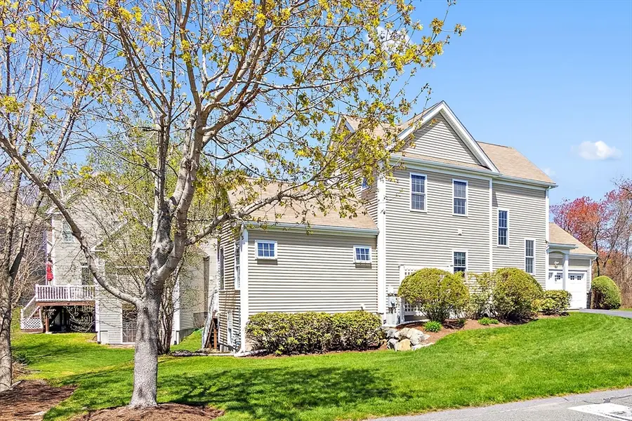 62 Sunflower Dr #62, Raynham, MA 02767 - #2