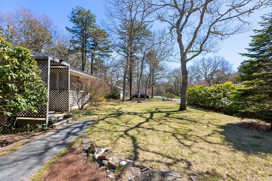 72 W Tupelo Dr, Harwich, MA 02645 - #3