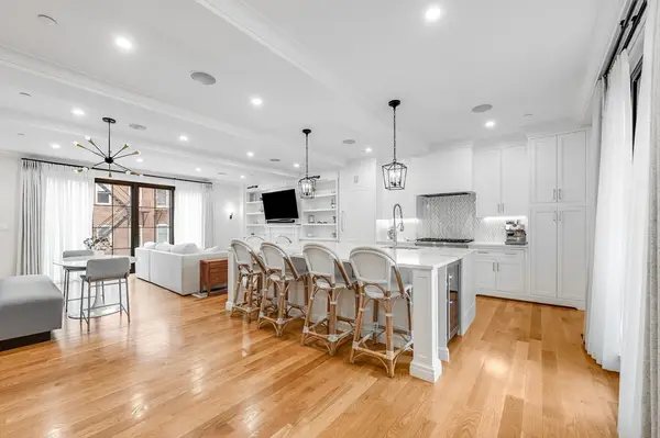 799 E 3rd St #2, Boston, MA 02127