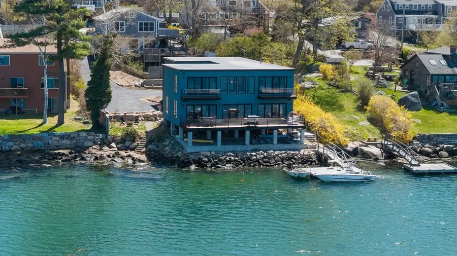 498 Washington St, Gloucester, MA 01930 - #2