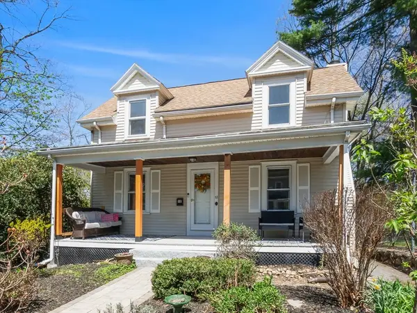 12 Broadway, Stoneham, MA 02180