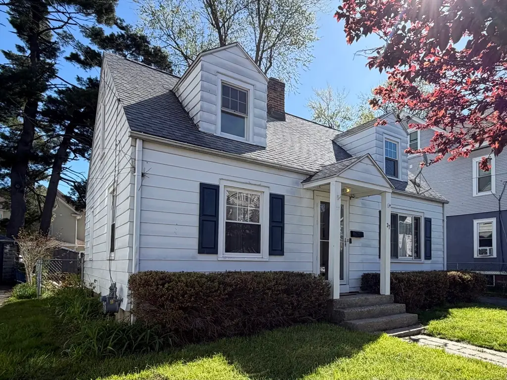 37 Elmdale St, West Springfield, MA 01089 - #1