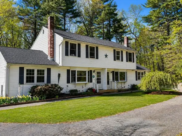 12 Pinecrest Road #12, Uxbridge, MA 01569