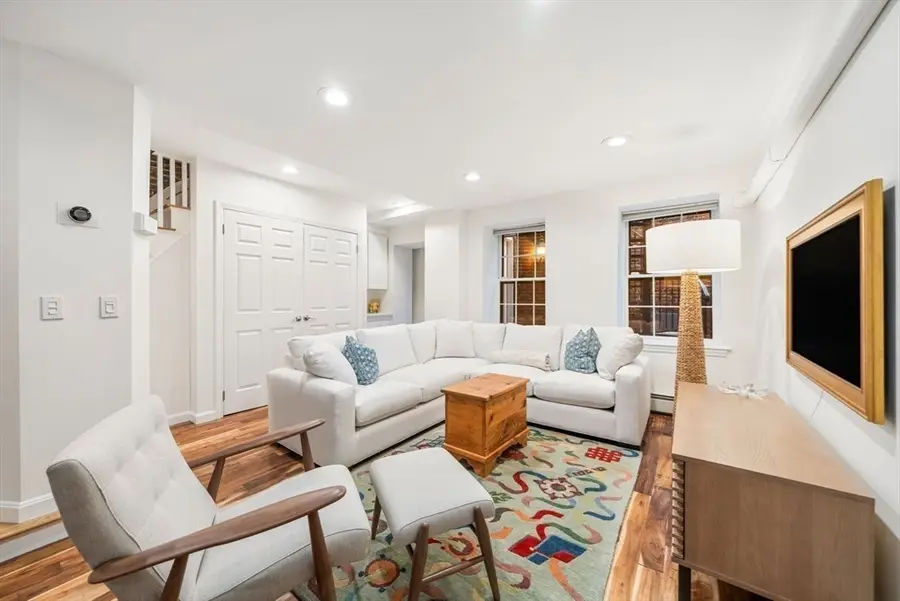 18 Melrose St #1, Boston, MA 02116 - #3