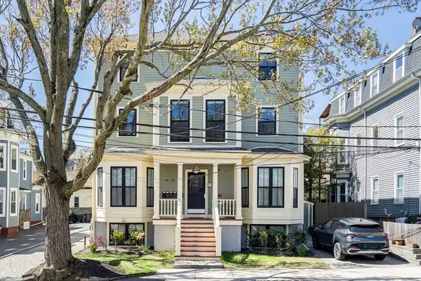 18 Tufts St #4, Cambridge, MA 02139