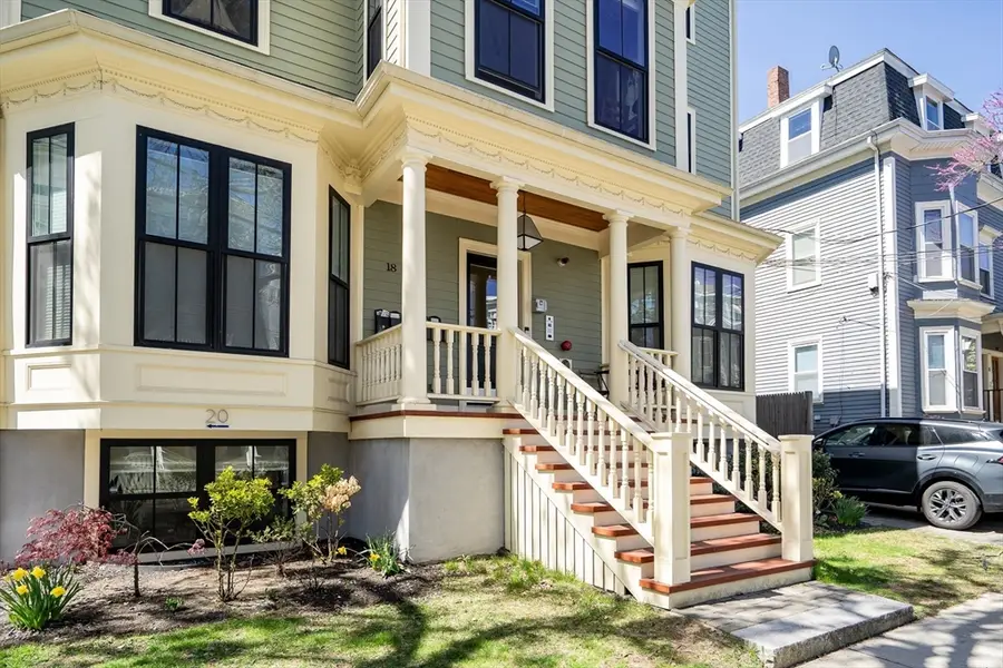 18 Tufts St #4, Cambridge, MA 02139 - #2