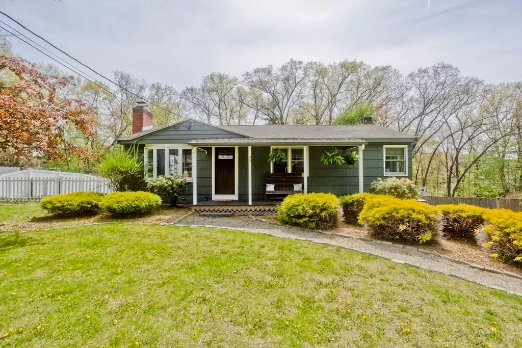 82 Joseph Ave, Westfield, MA 01085 - #1