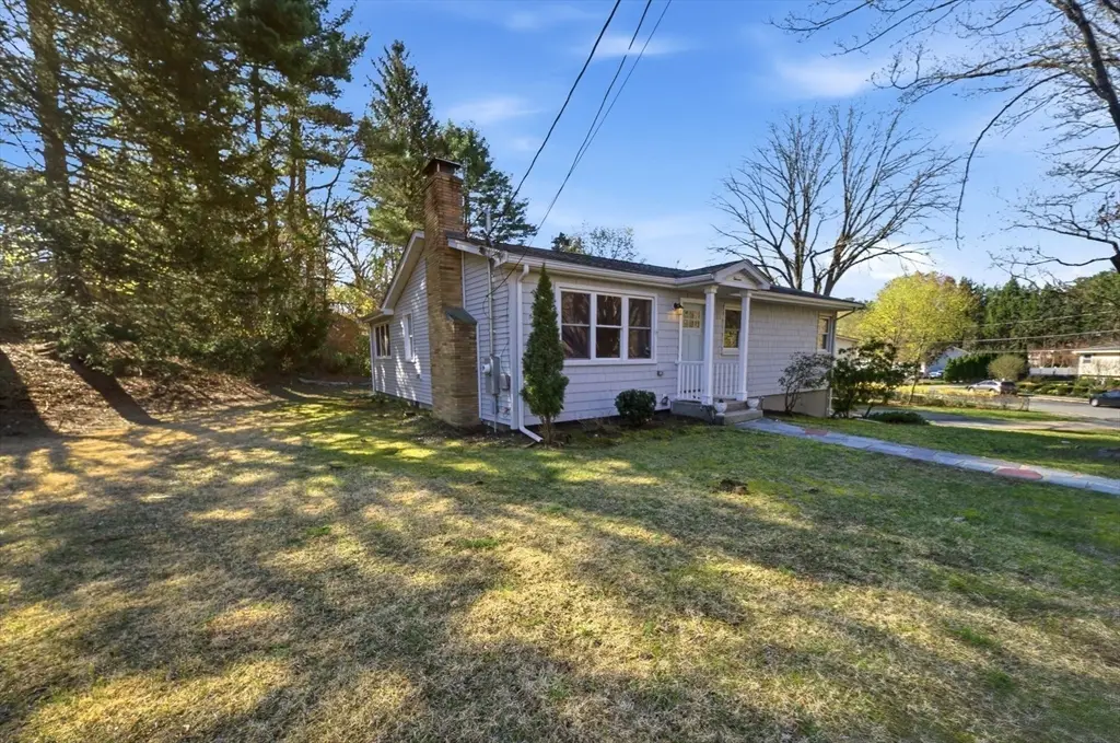 11 Ingleside Rd, Natick, MA 01760 - #1