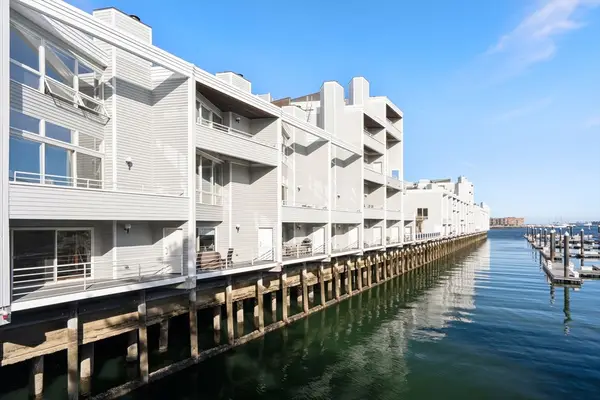 65 Constellation Wharf #65, Boston, MA 02129