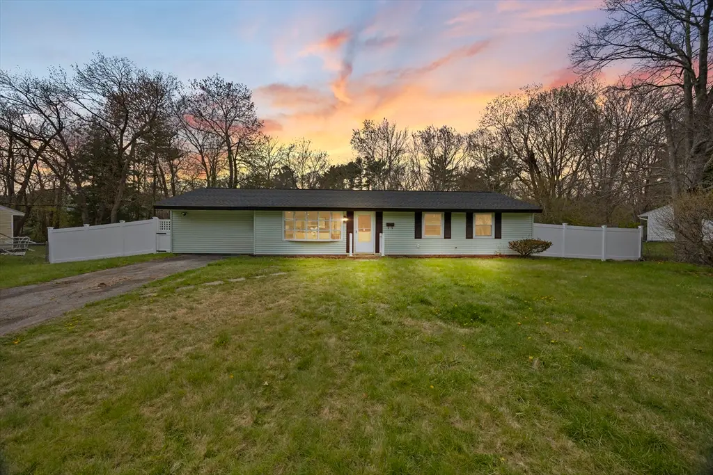 122 Sinclair Rd, Brockton, MA 02302 - #1