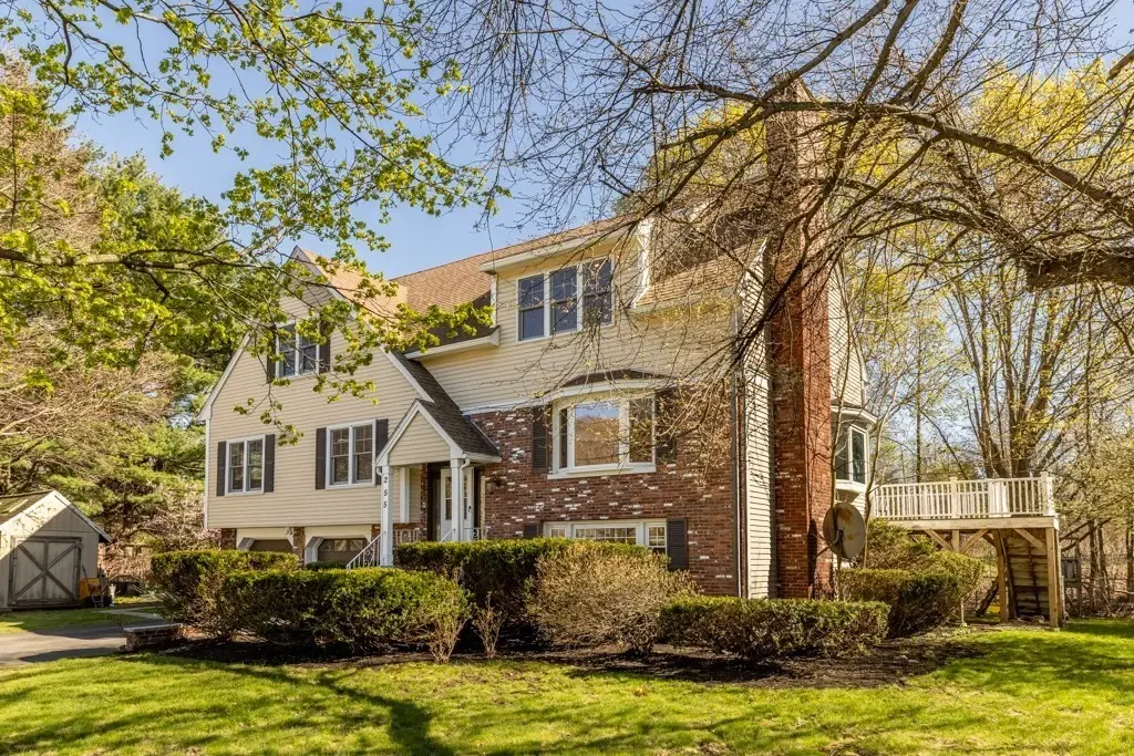 255 Worthen Rd East, Lexington, MA 02421 - #1