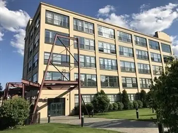 21 Illinois St #202, Worcester, MA 01610 - #1