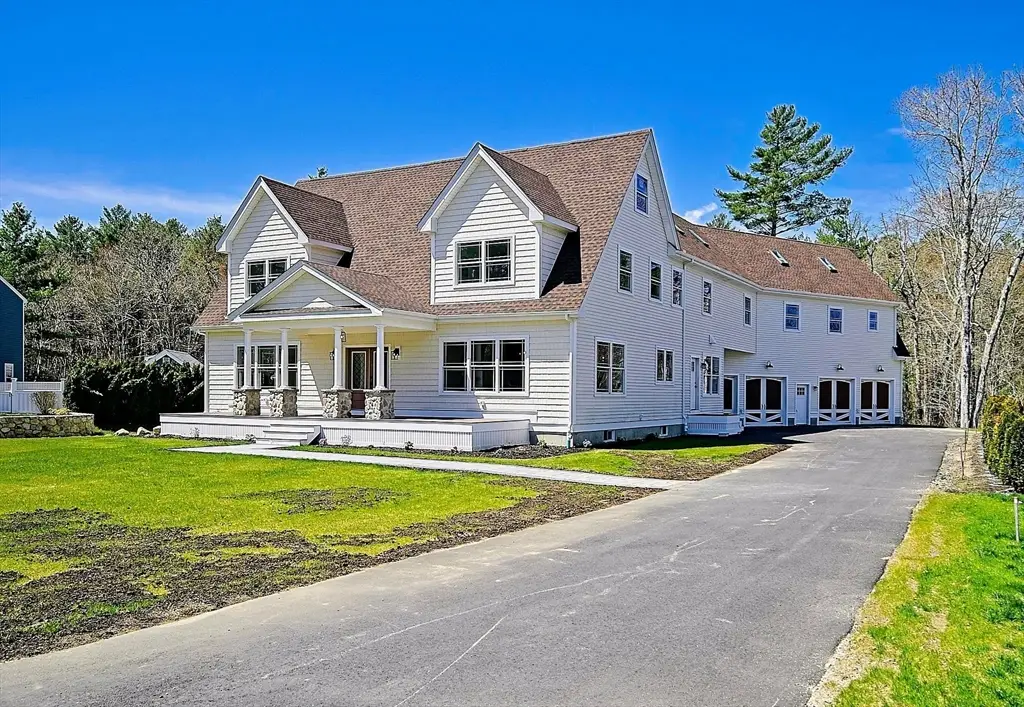 13 Park Pl, Mattapoisett, MA 02739 - #1