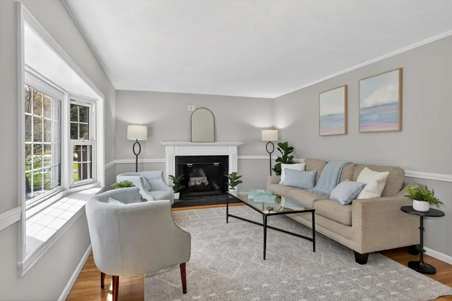 125 Hemlock Dr, Holliston, MA 01746 - #2