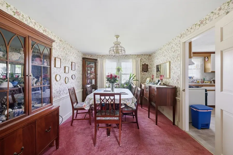 48 Weymouth St, Springfield, MA 01108 - #3