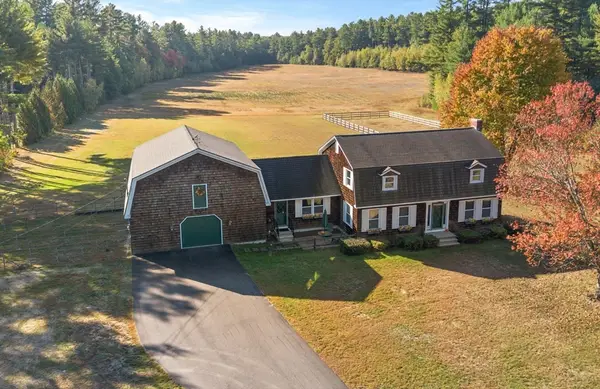 54 Depot St, Dunstable, MA 01827