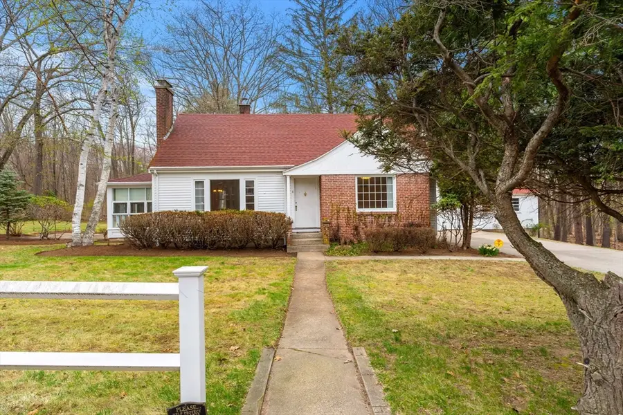 6 W Shore Rd, Merrimac, MA 01860 - #2