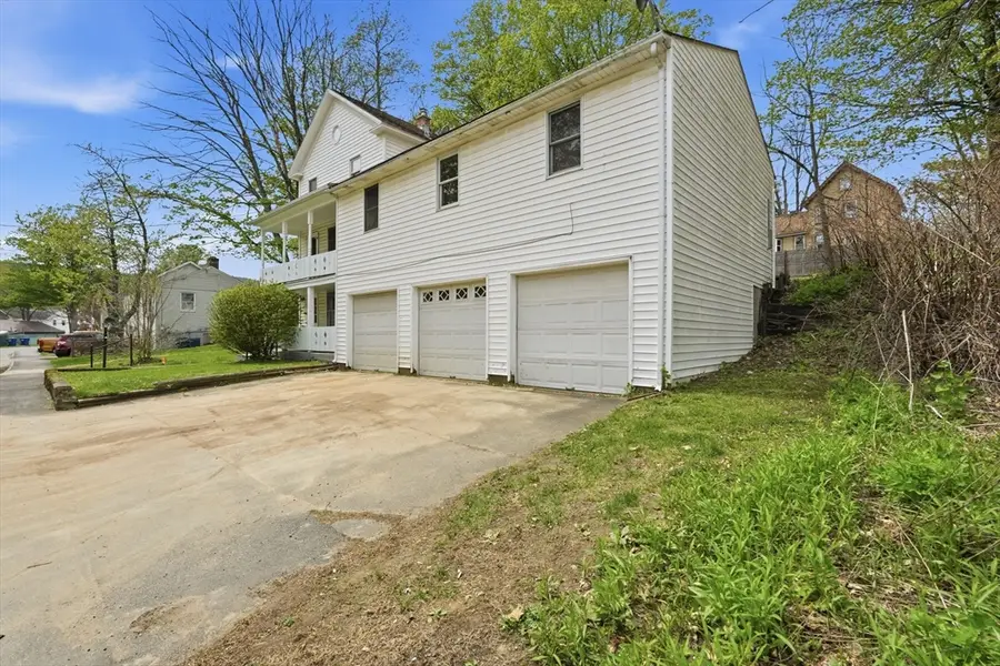 10 Crescent St, Huntington, MA 01050 - #3