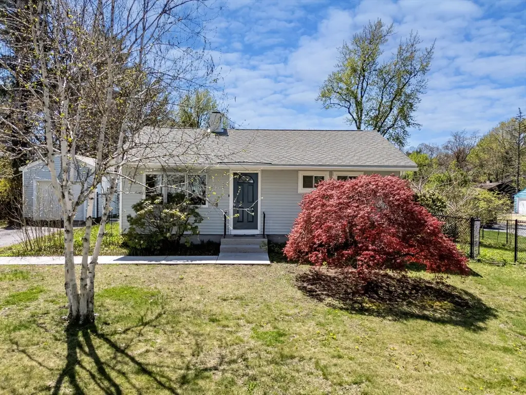 15 Crestmont Street, Springfield, MA 01108 - #1