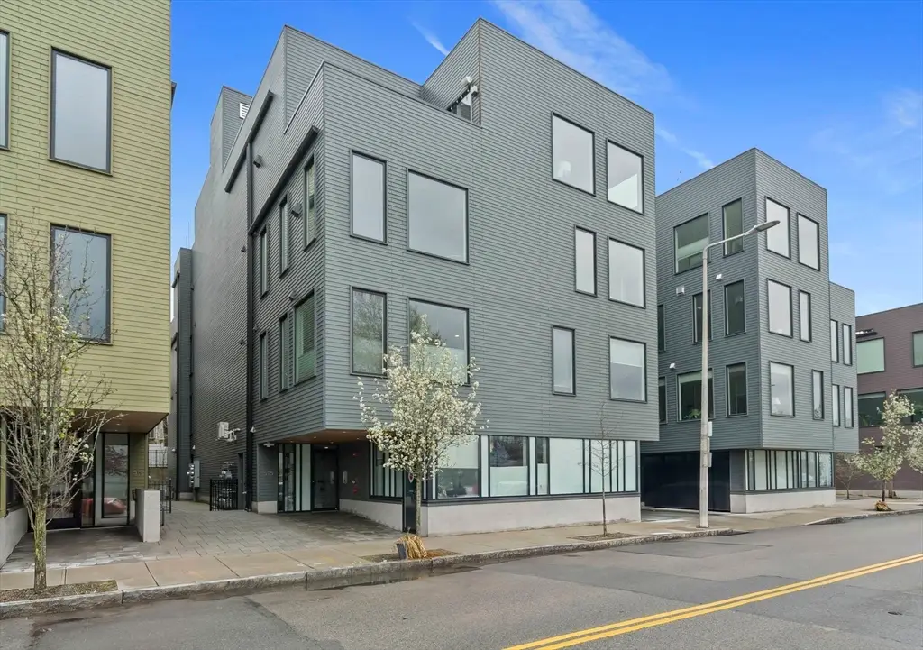 515 E 1st #8, Boston, MA 02127 - #1