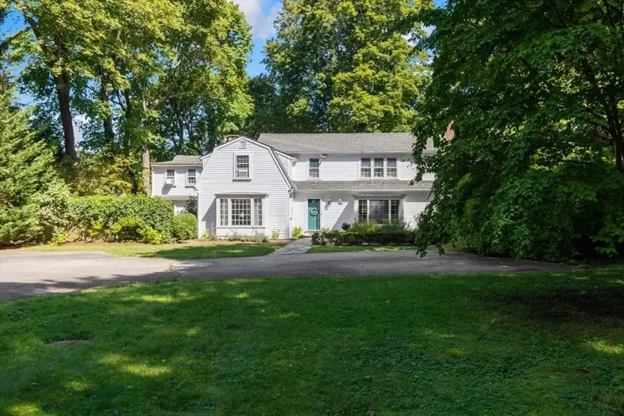 102 Central St, Hingham, MA 02043 - #2