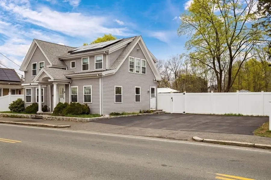 674 Montello St, Brockton, MA 02301 - #3