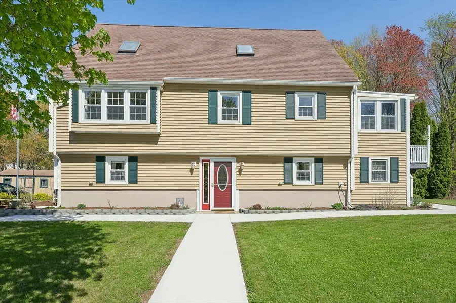 25 Elm Ct, Millbury, MA 01527 - #2