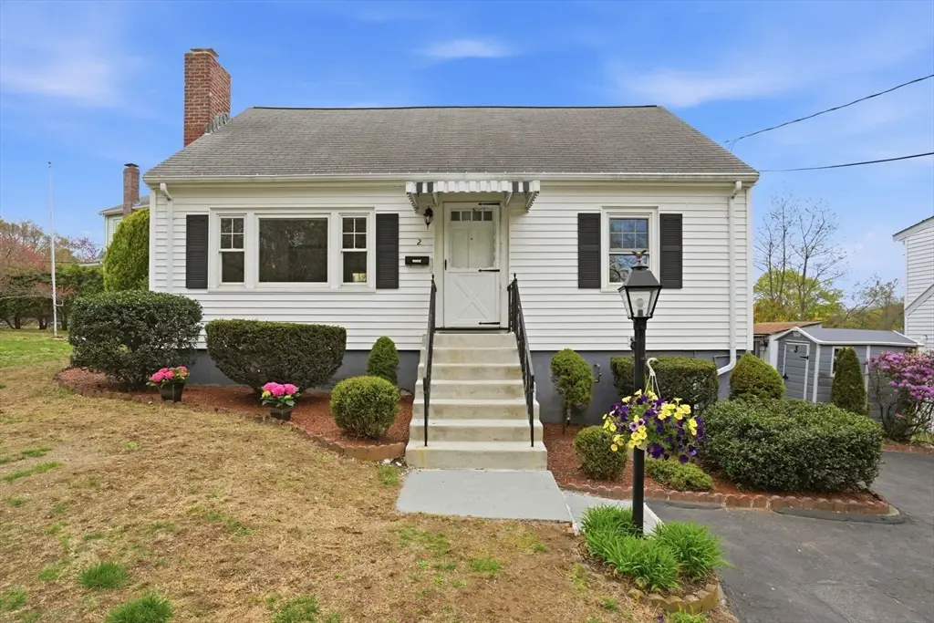 2 Ely Rd, Arlington, MA 02476 - #1