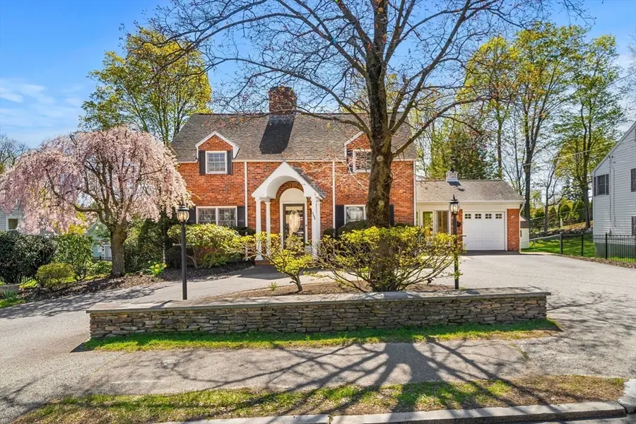 346 Albion St., Wakefield, MA 01880 - #3