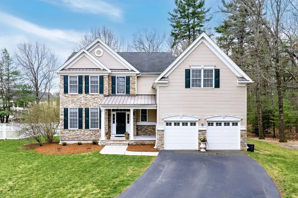 16 York Cir, East Walpole, MA 02032 - #1