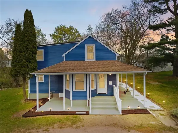193 Linden St, Swansea, MA 02777
