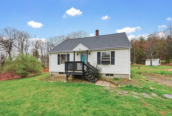 321 Townsend Hill Rd, Townsend, MA 01469