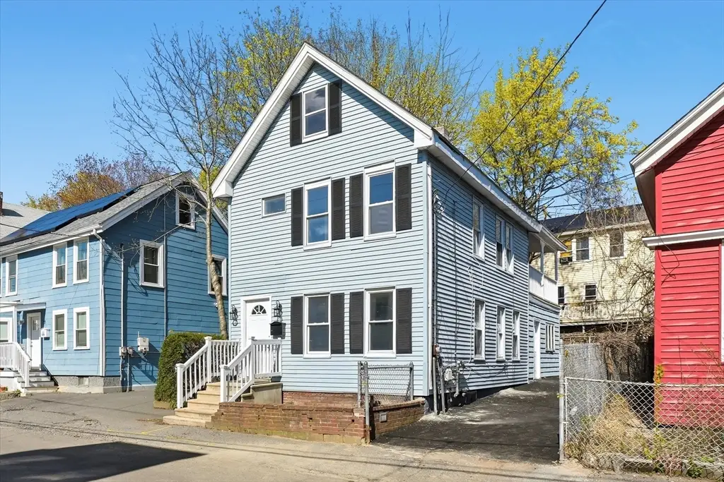 69 Harrison St, Haverhill, MA 01830 - #1