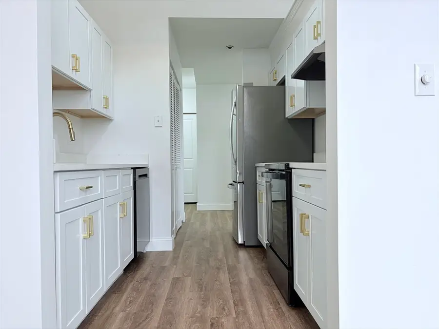 235 State St #313, Springfield, MA 01103 - #3